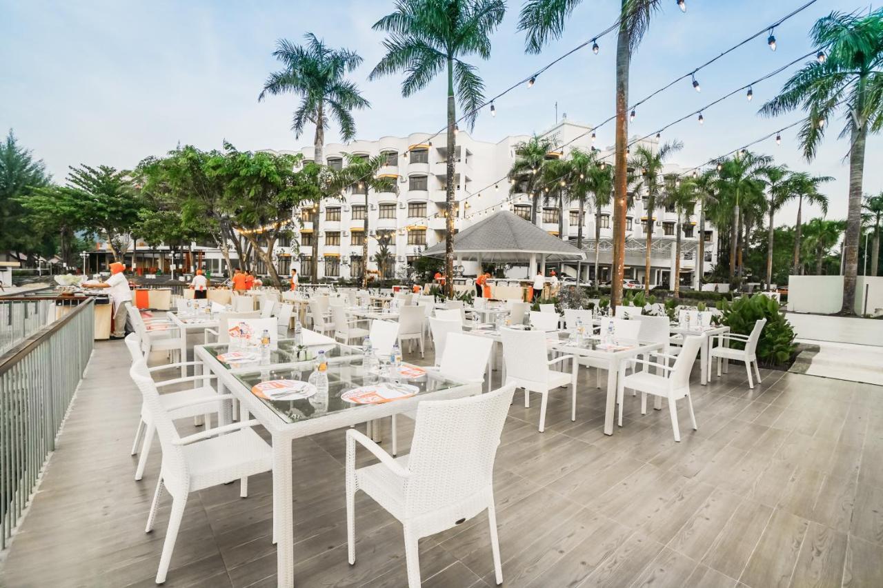 Harris Resort Batam Waterfront Sekupang Eksteriør bilde