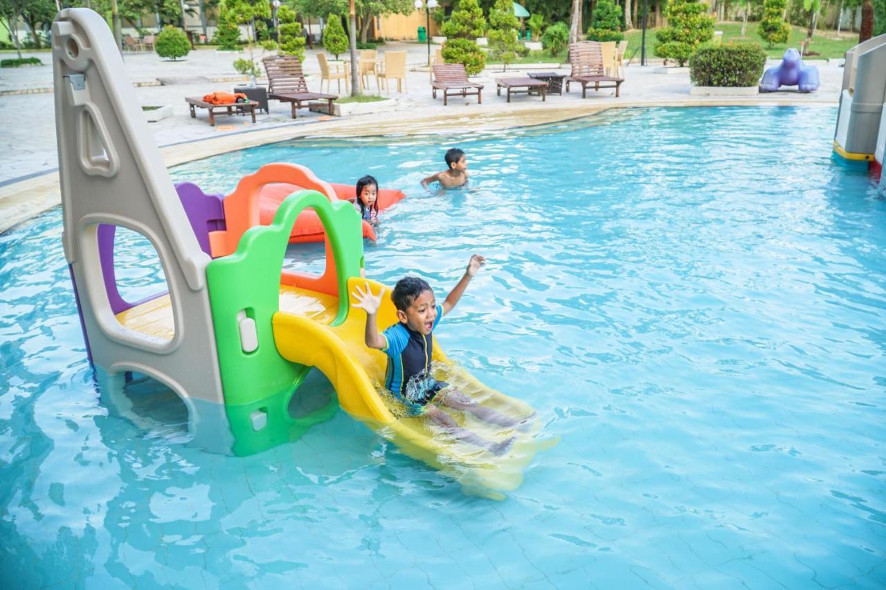 Harris Resort Batam Waterfront Sekupang Eksteriør bilde