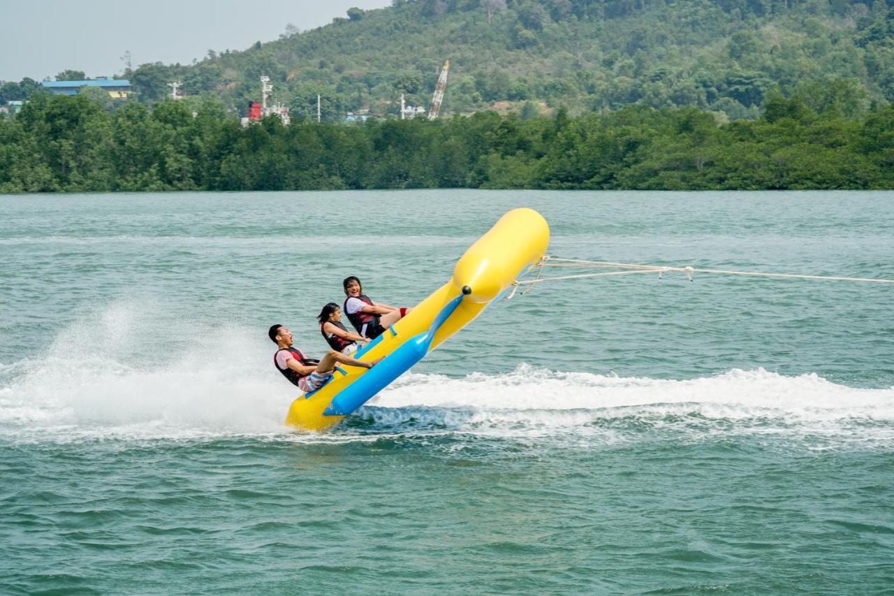 Harris Resort Batam Waterfront Sekupang Eksteriør bilde