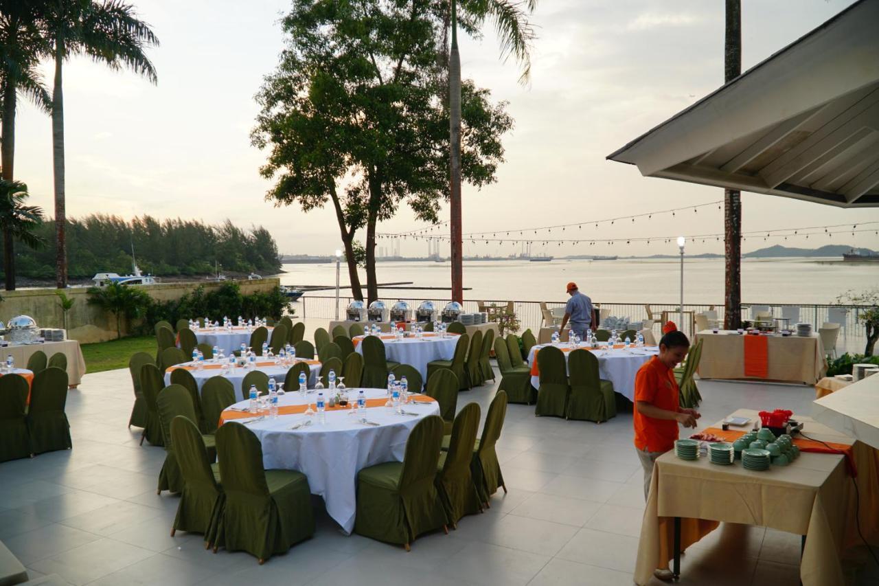 Harris Resort Batam Waterfront Sekupang Eksteriør bilde