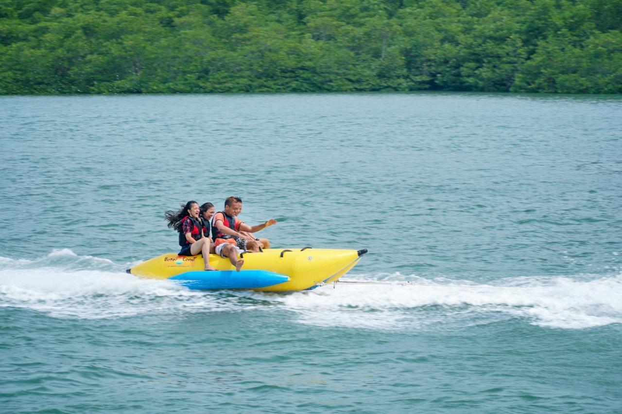 Harris Resort Batam Waterfront Sekupang Eksteriør bilde